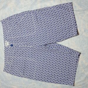 Caribbean Joe Blue and White Diamond Patterned Womens Shorts Size 12